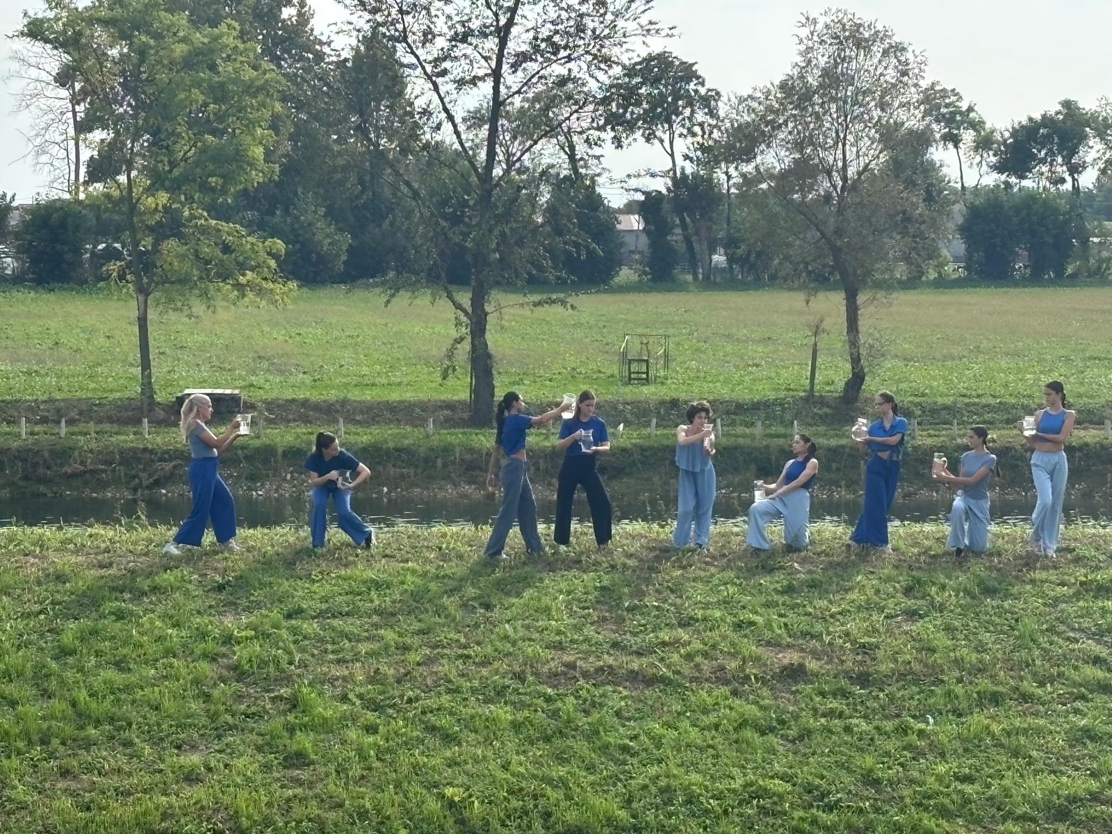 Water-themed dance performance